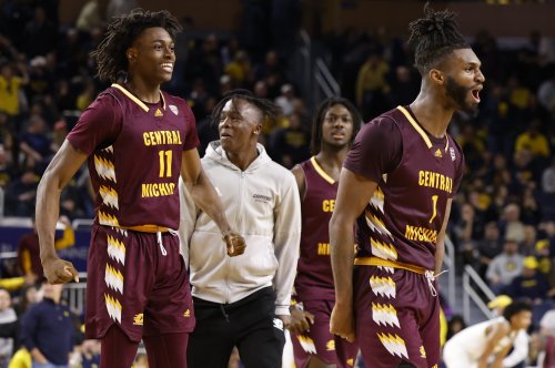 Central Michigan at Kent State odds, picks and predictions