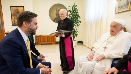 Pope Francis, a Trump critic, meets with JD Vance on Easter morning