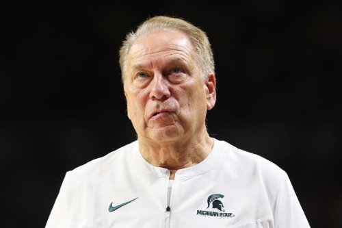 WATCH: MSU Basketball Coach Tom Izzo Delivers Moving Speech At ...