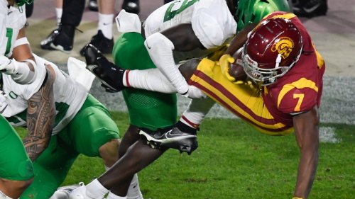 If Oregon is to finish ahead of USC in Pac-12 race, it might need an enemy's help