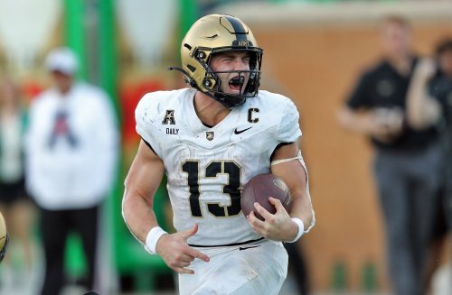 Army at Notre Dame odds, picks and predictions