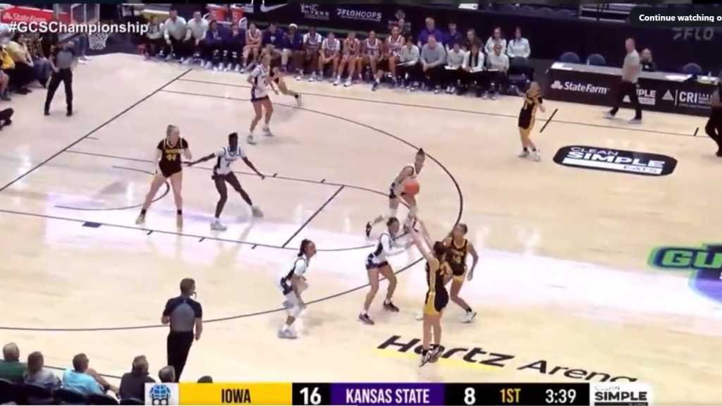 Caitlin Clark makes hitting absurdly long 3s from the logo look so easy