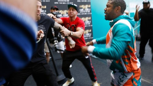 Conor McGregor rips Floyd Mayweather for brawling with ...