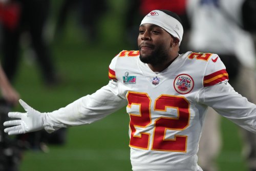 Should the Chiefs reunite with free agent DB Juan Thornhill?