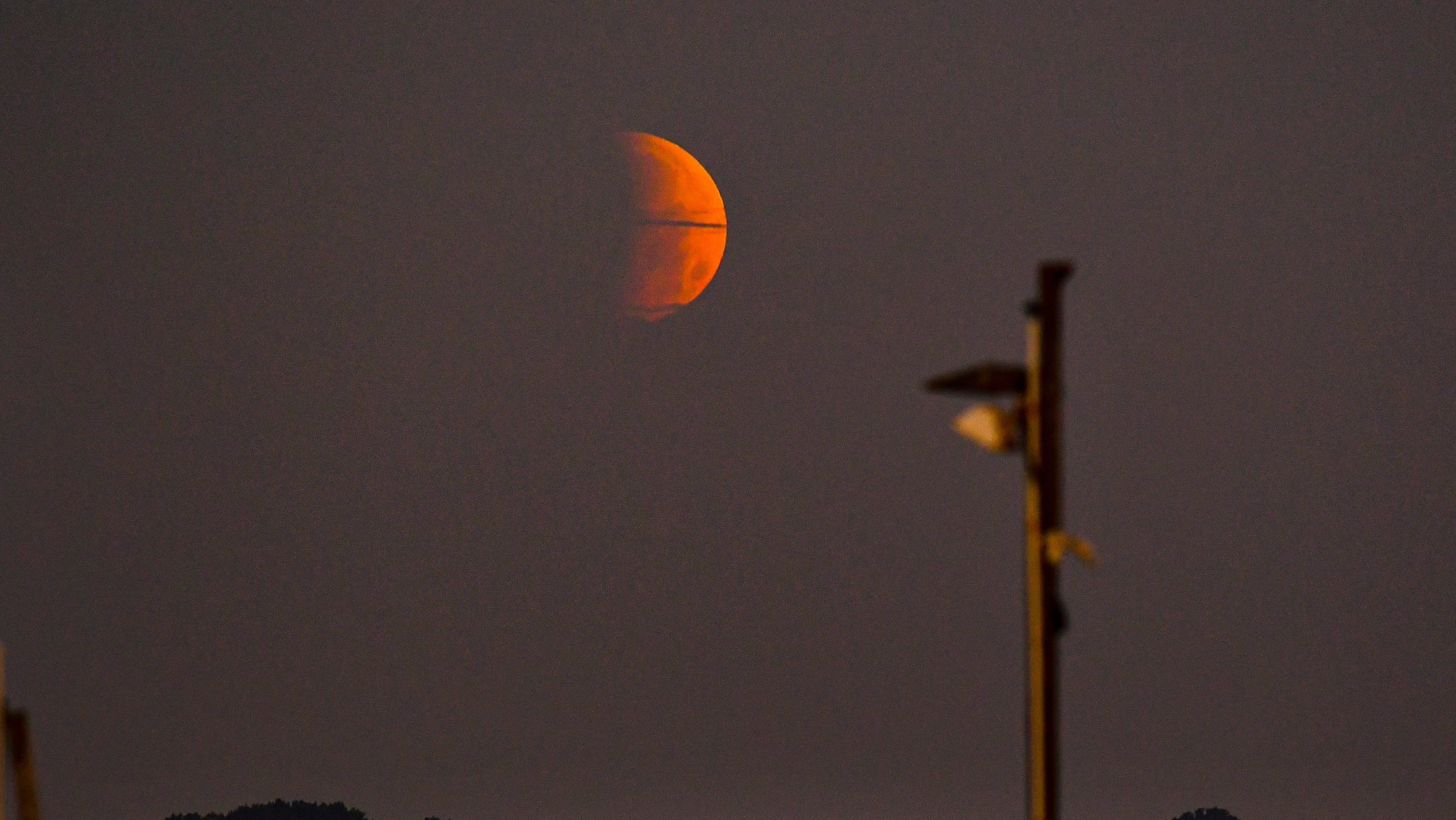 Total lunar eclipse to be visible in US for first time since 2022. How, when to see it. Flipboard