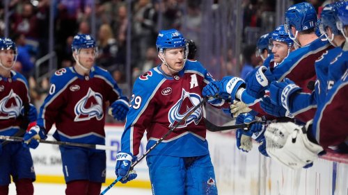 Who will win the Stanley Cup? 2025 NHL playoffs picks and bracket predictions