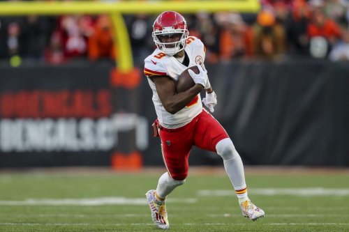 JuJu Smith-Schuster player props odds, tips and betting trends for Week 14 | Chiefs vs. Broncos
