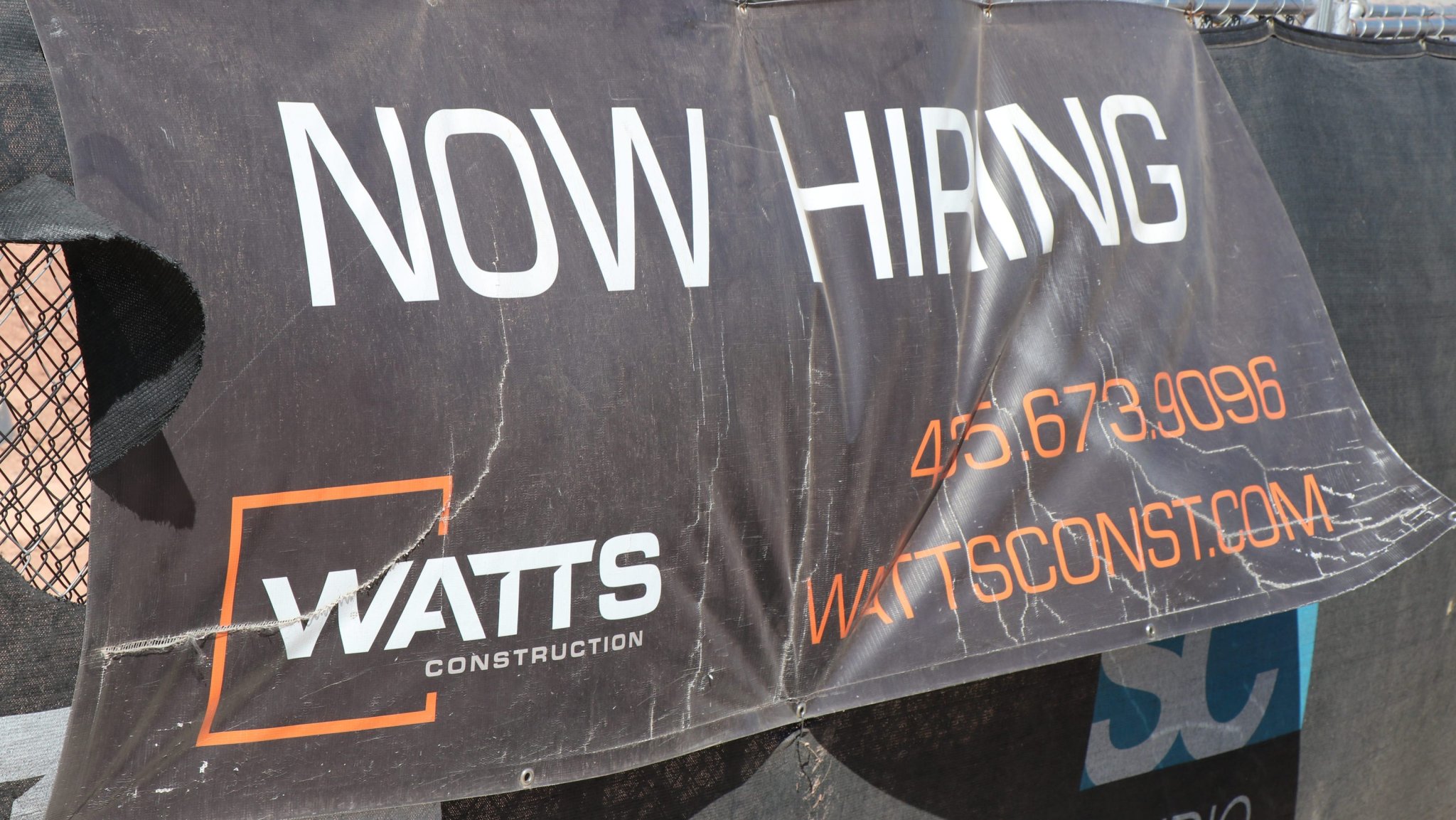 Unemployed Americans struggle to find next job