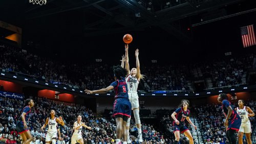 Women's March Madness bracket predictions for all 16 NCAA tournament games today