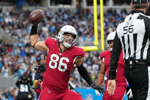 Zach Ertz named Cardinals' Walter Payton NFL Man of the Year nominee