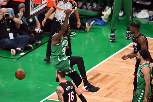 Kevin Harlan absolutely nailed the call for Robert Williams' monster dunk during Game 6 of Celtics-Heat