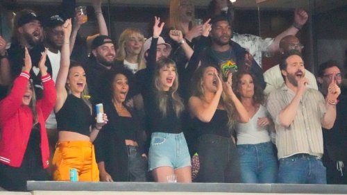 Taylor Swift joined by Ryan Reynolds, Hugh Jackman, and more as Chiefs-Jets turns into star-studded affair