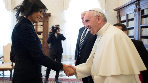 Melania Trump, headed back to the Vatican, said she'd 'never forget' meeting Pope Francis