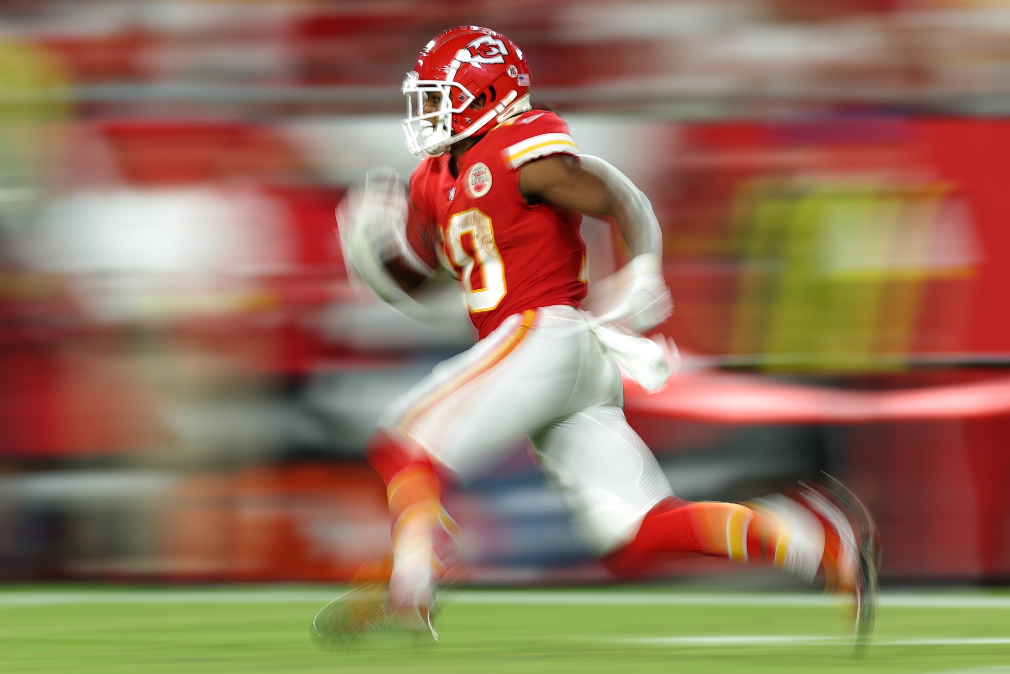 WATCH: Chiefs RB Deneric Prince gets hilarious nickname from teammates