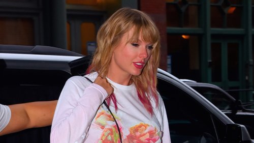 Twitter is freaking out over Taylor Swift wearing 'new merch' as cryptic countdown continues