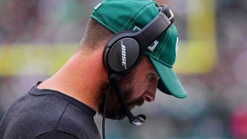 Jets fans already want Adam Gase fired after he mishandled QBs before ugly loss