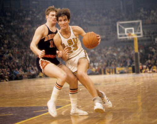 Pete Maravich's career scoring average among college basketball's