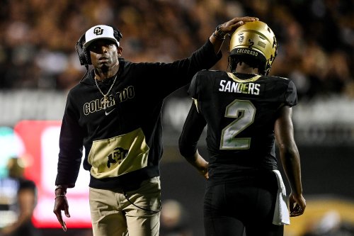 College football picks against the spread, Week 4: Colorado-Oregon highlights a slate of ranked matchups