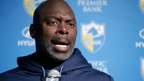 Chargers coach Lynn has busy break ahead before camp starts