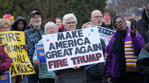 Appeals Court won't halt ruling requiring Trump administration to reinstate 25,000 workers