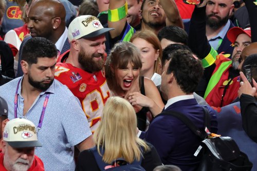 Travis Kelce breaks down appearing on stage for Taylor Swift Eras Tour London on New Heights: 'Do not drop the baby'