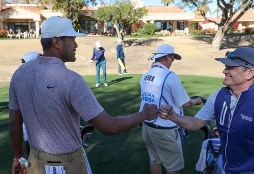 farmers insurance open tee times round 4