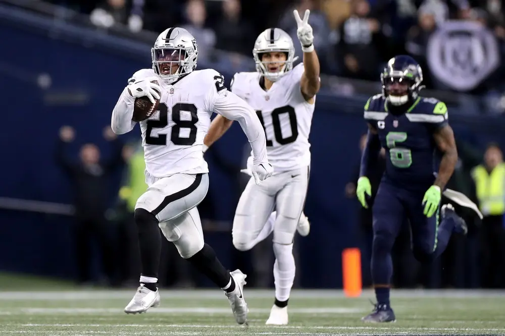 ESPN projects Raiders to go on six-game winning streak