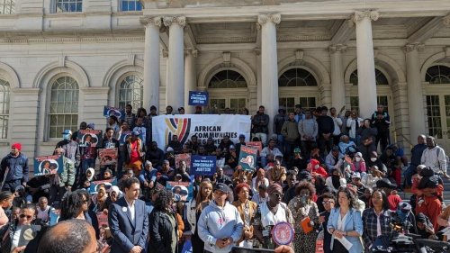 Hundreds of African immigrants in New York City rally for more protections