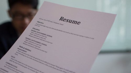 Job search: What is the difference between a resume and a curriculum vitae?