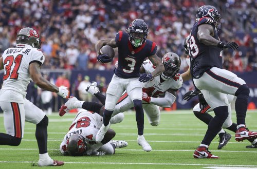Texans WR Tank Dell shows off injury recovery in video