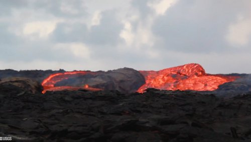 Lava 'rapids' from Kilauea are flowing through Hawaii at 15 mph