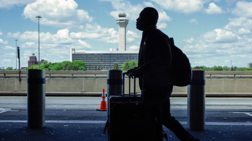 What do Newark Airport's outages mean for travelers? What you need to know