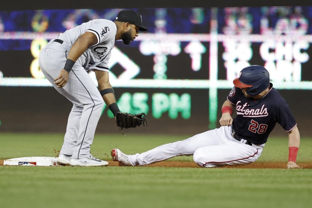 Shohei Ohtani hits home run on one knee in WBC exhibition – AsAmNews