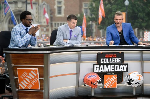 Tennessee-Alabama: ESPN 'College GameDay' guest picker announced