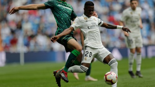Season over, Real Madrid faces turbulent summer