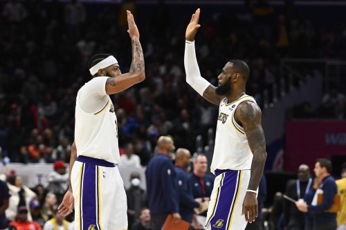 Anthony Davis Player Prop Bets: Lakers vs. Pelicans | April 16