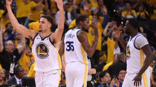 Klay Thompson put Anthony Davis on skates and sent the Warriors bench into a frenzy