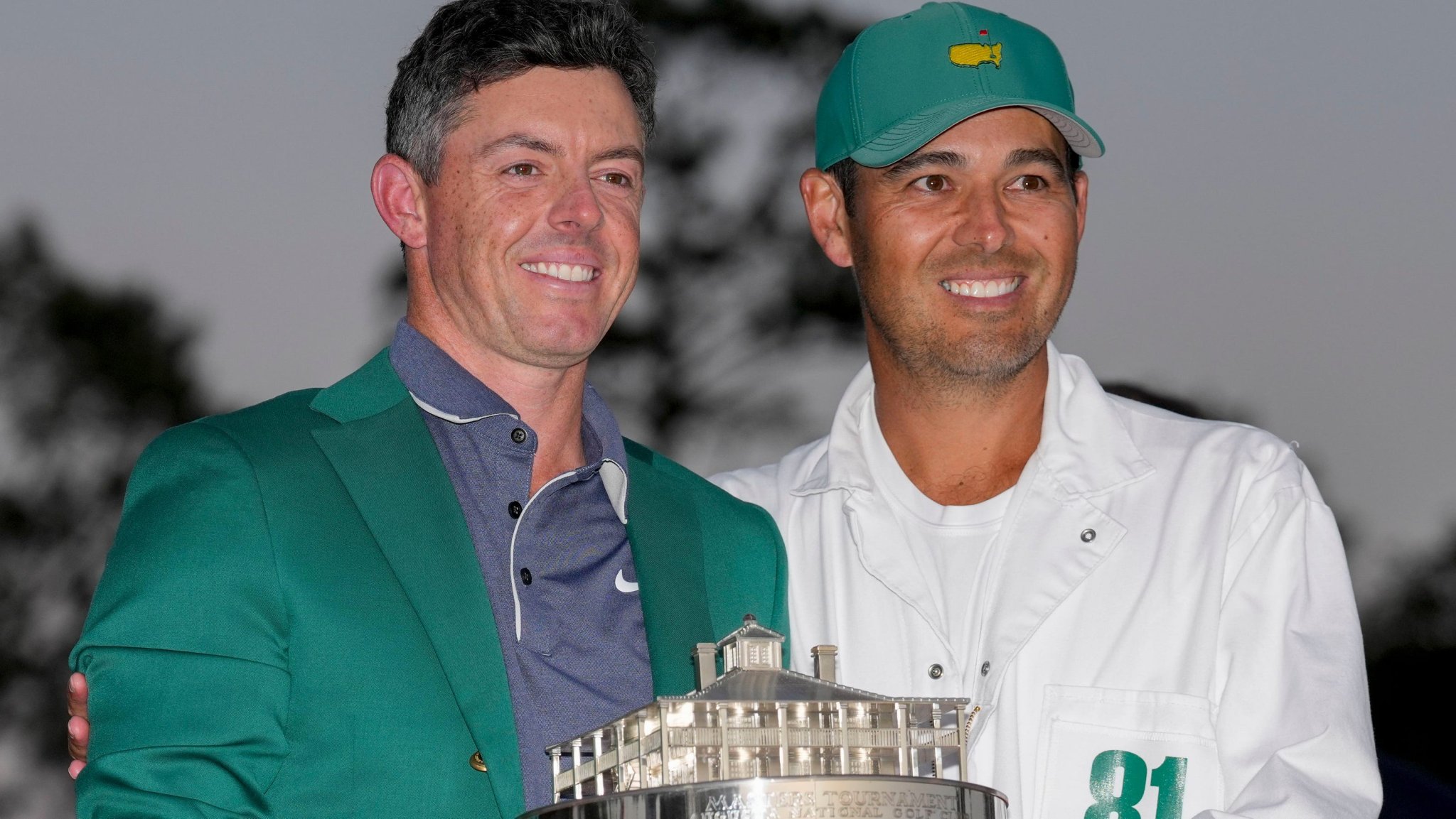 Masters awards 27 pairs of crystal highball glasses for all the eagles in 2025