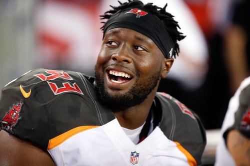 Buccaneers' Shaq Barrett explains jersey number change