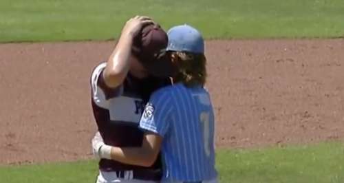 Oklahoma Little Leaguer consoles pitcher who had just hit him on the head in classy moment