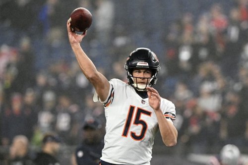 Trevor Siemian player props odds, tips and betting trends for Week 12 | Bears vs. Jets
