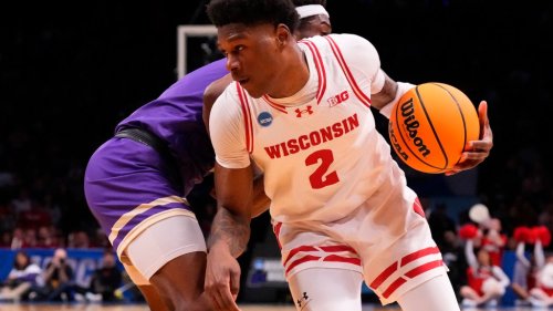 Kansas adds third marquee transfer in former Wisconsin guard AJ Storr