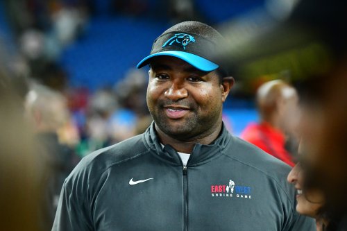 commanders-fire-defensive-line-coach-sam-mills-iii-flipboard