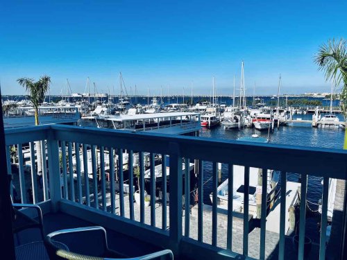 Relaxed Luxury Stay in The Suites at Fishermen's Village Punta Gorda