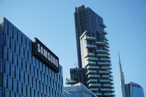 Smartphones : Samsung détrône Apple à la première place des ventes, la concurrence chinoise se renforce