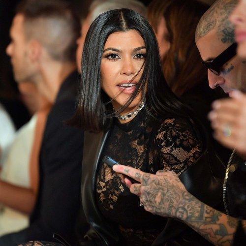 Kourtney Kardashian Unveils Surprising Platinum Blonde Hair ...