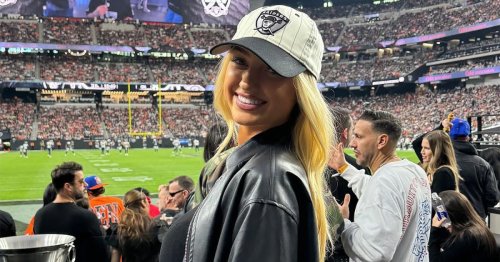 Viral Ring Girl Sydney Thomas Attends 1st NFL Game in Revealing Black Outfit