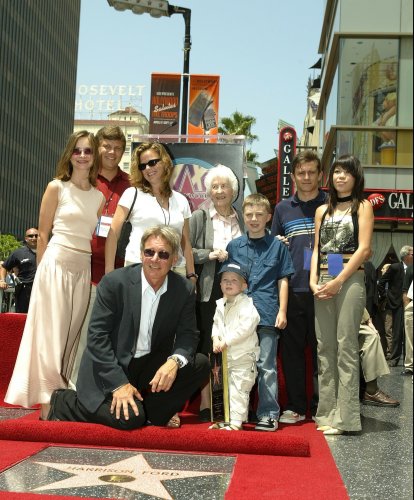 Harrison Ford’s Family Guide: Wife Calista Flockhart, 4 Sons, 1 Daughter and More