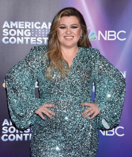 Kelly Clarkson Announces Post-Divorce Album Is Ready for Release: ‘Chemistry’ LP Follows the ‘Arc of an Entire Relationship’