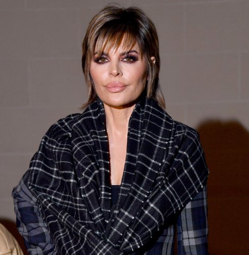 Lisa Rinna Responds to Negative Feedback Over Her Nude Birthday Post